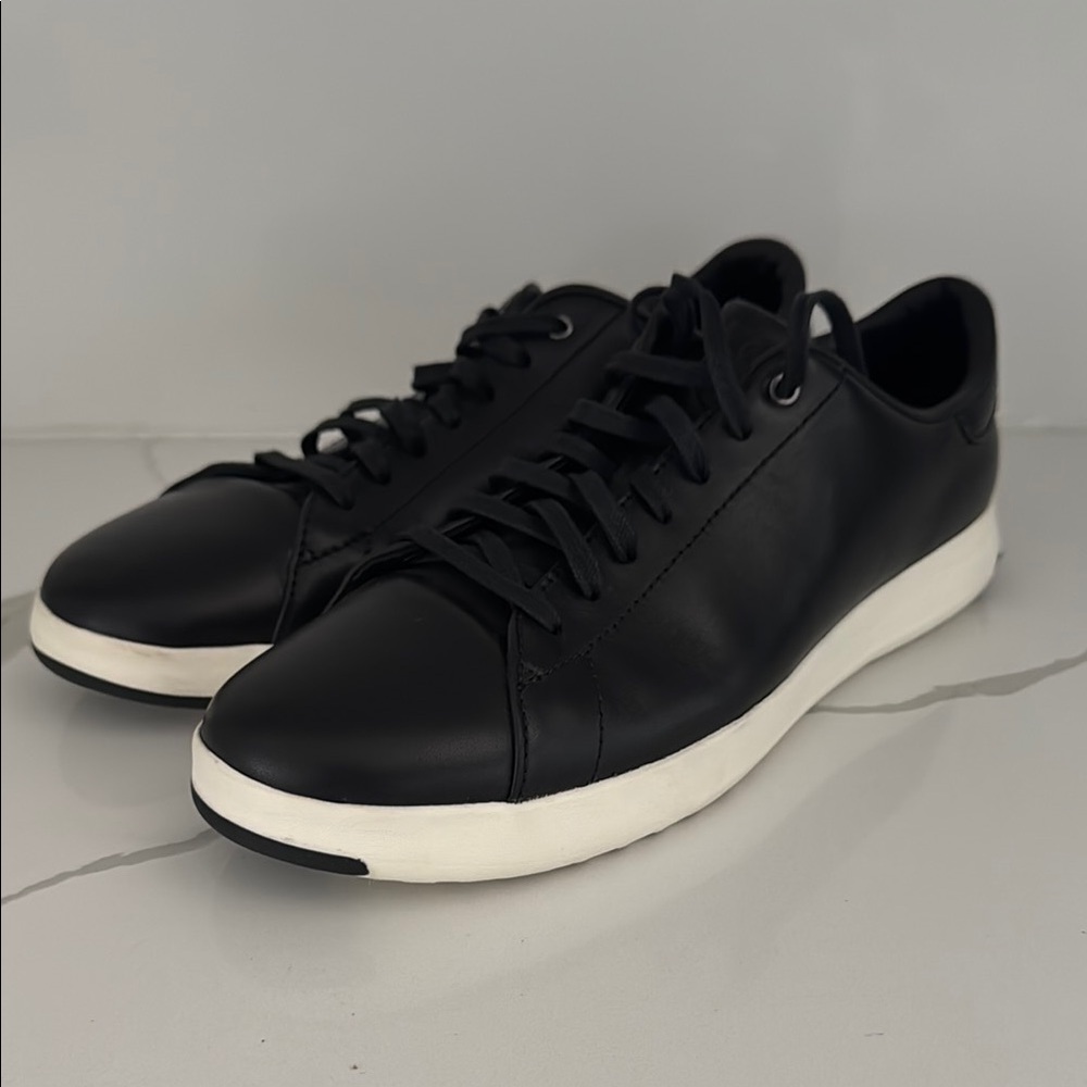Black Leather Men's Sneakers